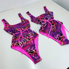 Load image into Gallery viewer, Squareneck swimsuit ( select colour )