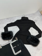 Load image into Gallery viewer, Rox fur-trim turtleneck