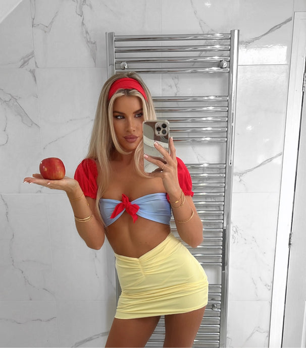 Snow White 🍎 (Puff sleeve top, Skirt, Headband)